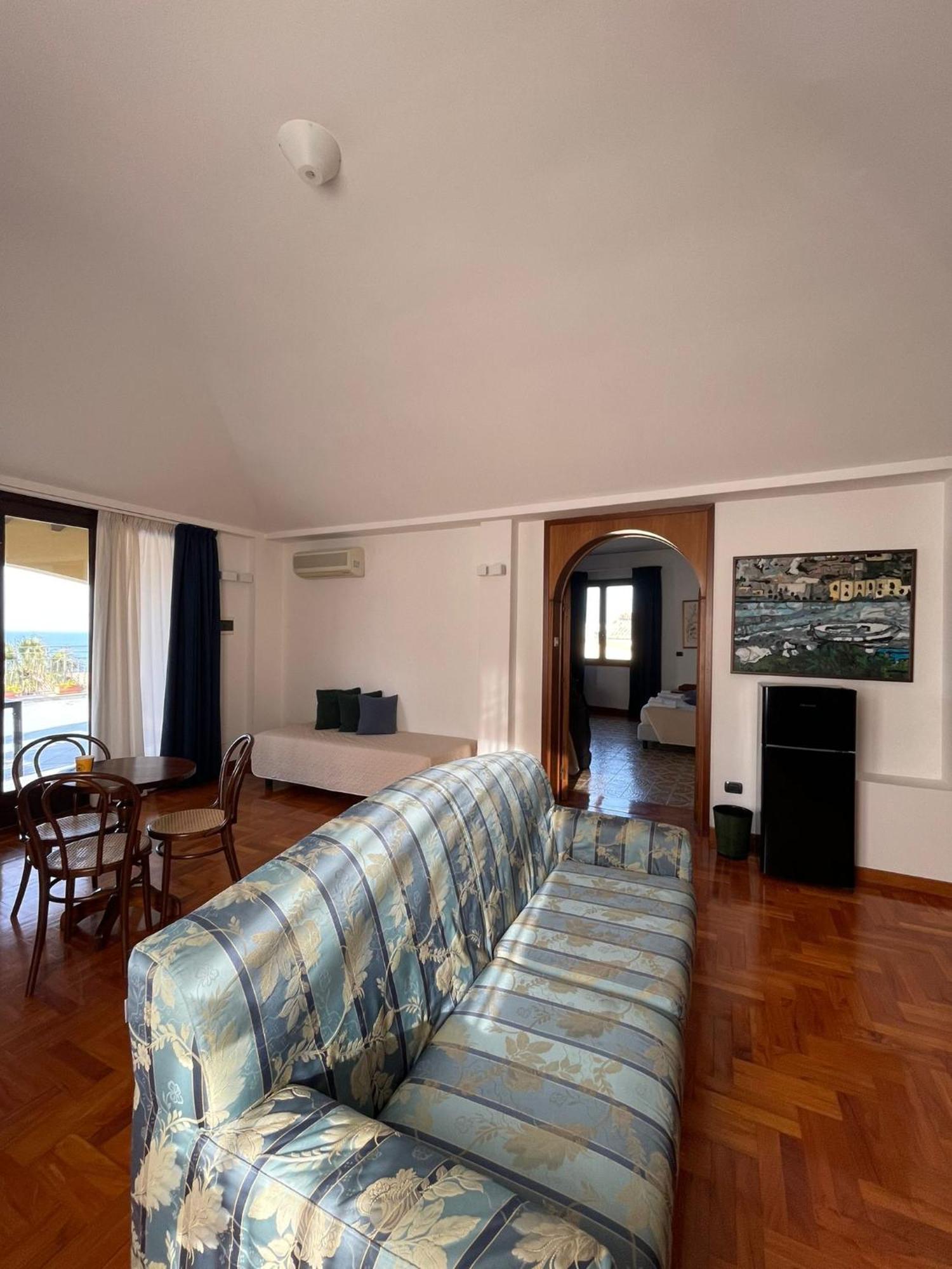 La Piazzetta Hotel 3*